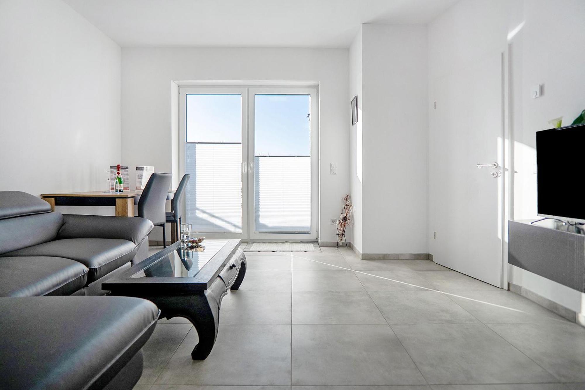 Neubau Ferienwohnung Mit Balkon グローナウ エクステリア 写真